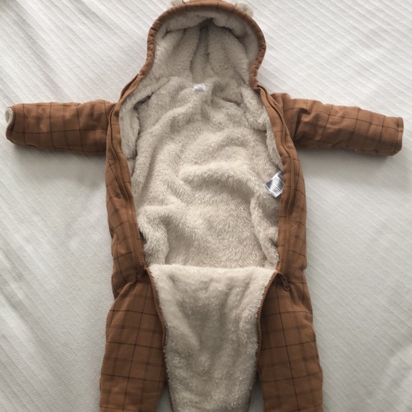 Baby Gap 3-6 Month Sherpa lined one piece outerwear - Picture 4 of 6